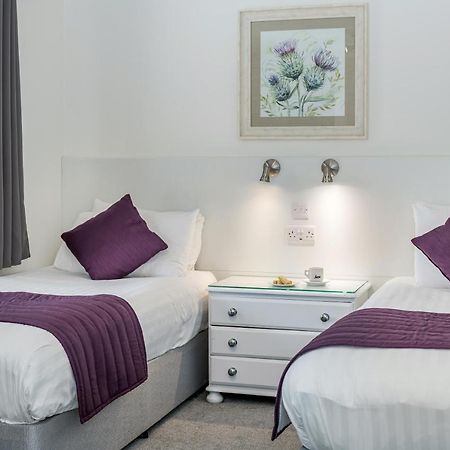 High Range Self-Catering Chalets Авимор Екстериор снимка