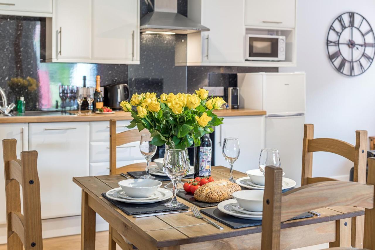 High Range Self-Catering Chalets Авимор Екстериор снимка