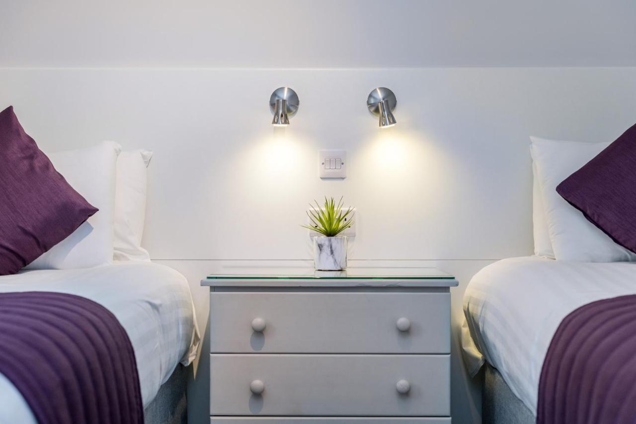 High Range Self-Catering Chalets Авимор Екстериор снимка